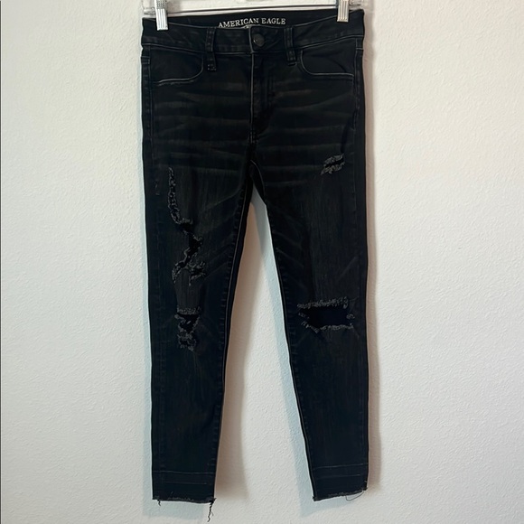 American Eagle Outfitters Denim - AMERICAN EAGLE Black Distressed Jegging Skinny Ankle Jeans Short Fit
